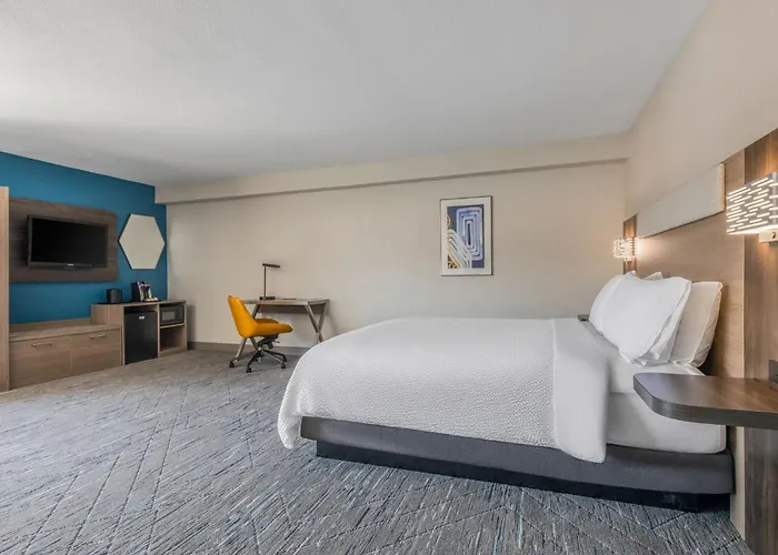 Holiday Inn Express San Diego South - National City By Ihg